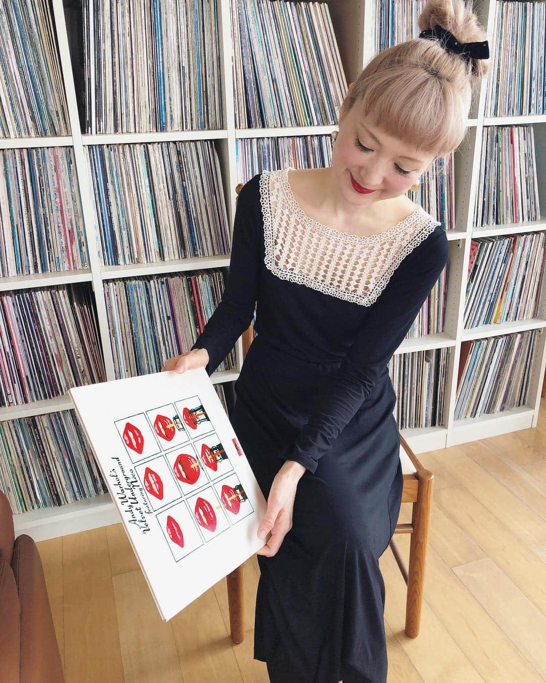 SHOKOさんのインスタグラム写真 - (SHOKOInstagram)「今朝の一枚💿 #TheVelvetUnderground and #Nico ❤️ . #ootd はタグ付けました。」5月7日 9時45分 - shoko_london