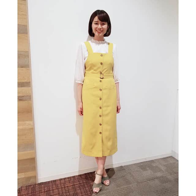 鈴木ちなみさんのインスタグラム写真 - (鈴木ちなみInstagram)「Today’s my dresses💃🏻 A pink skirt 🌸 knit…@proportionbodydressing skirt…@patternfiona  A yellow one piece 🌻 blouse…@honeysofficial one-piece…@frees_mart  #haremachitrip #イオンモール岡山」5月7日 15時15分 - chinami_suzuki0926