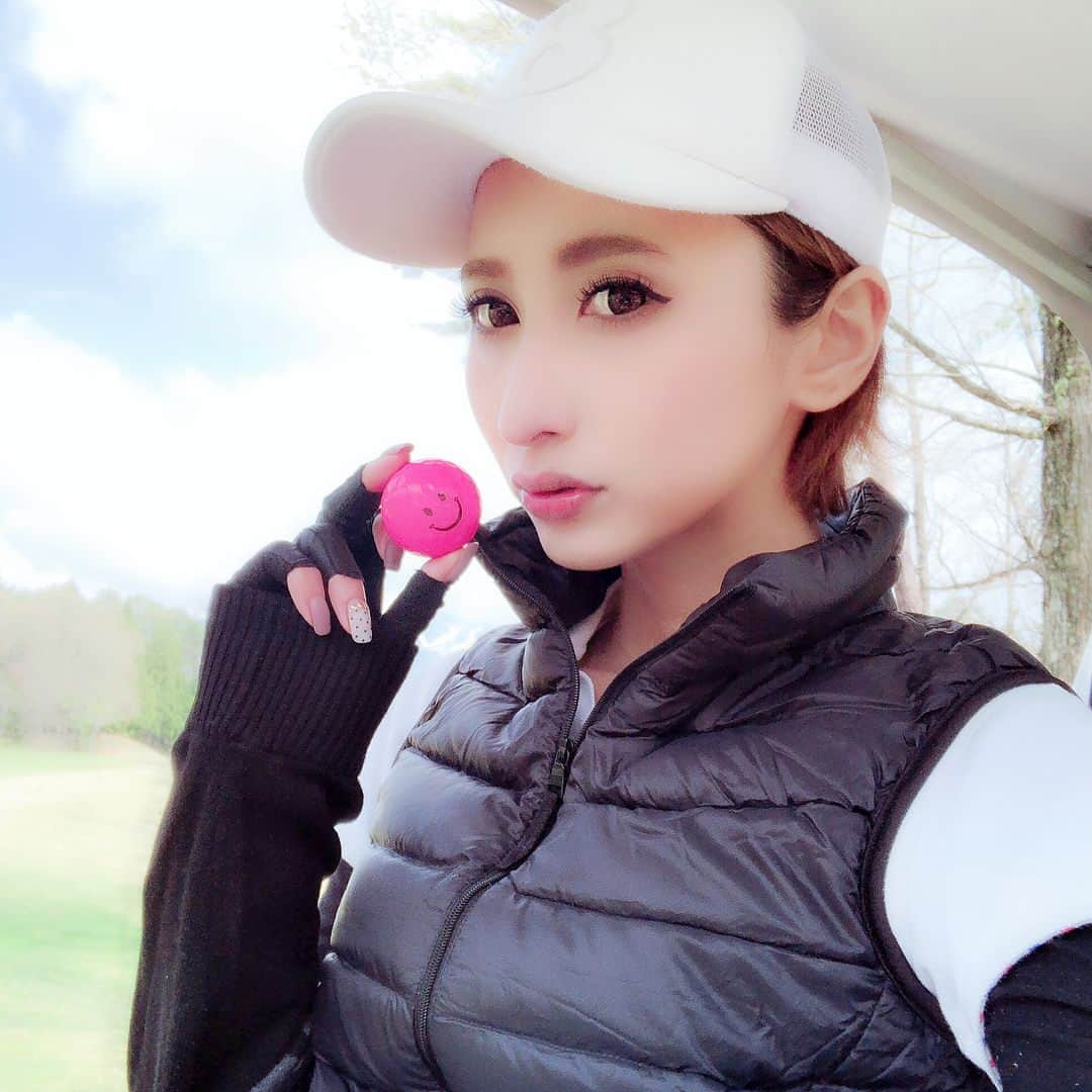 間宮葵さんのインスタグラム写真 - (間宮葵Instagram)「#ゴルフ女子  #ゴルフウェア  #ゴルフコーデ  #ゴルフファッション  #muta」5月8日 1時33分 - mamiya_aoi