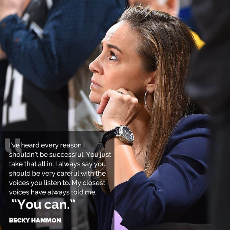 ホープ・ソロさんのインスタグラム写真 - (ホープ・ソロInstagram)「My #MondayMotivation — @officialbeckyhammon. Keep breaking barriers in the @NBA!」5月8日 5時50分 - hopesolo