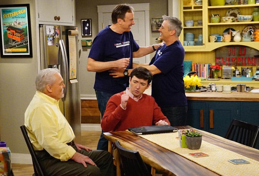 マット・ルブランクのインスタグラム：「All new Man with a plan tonight at 8:30/7:30 central.  #cbs #manwithaplancbs  If you like the show follow #manwithaplancbs」