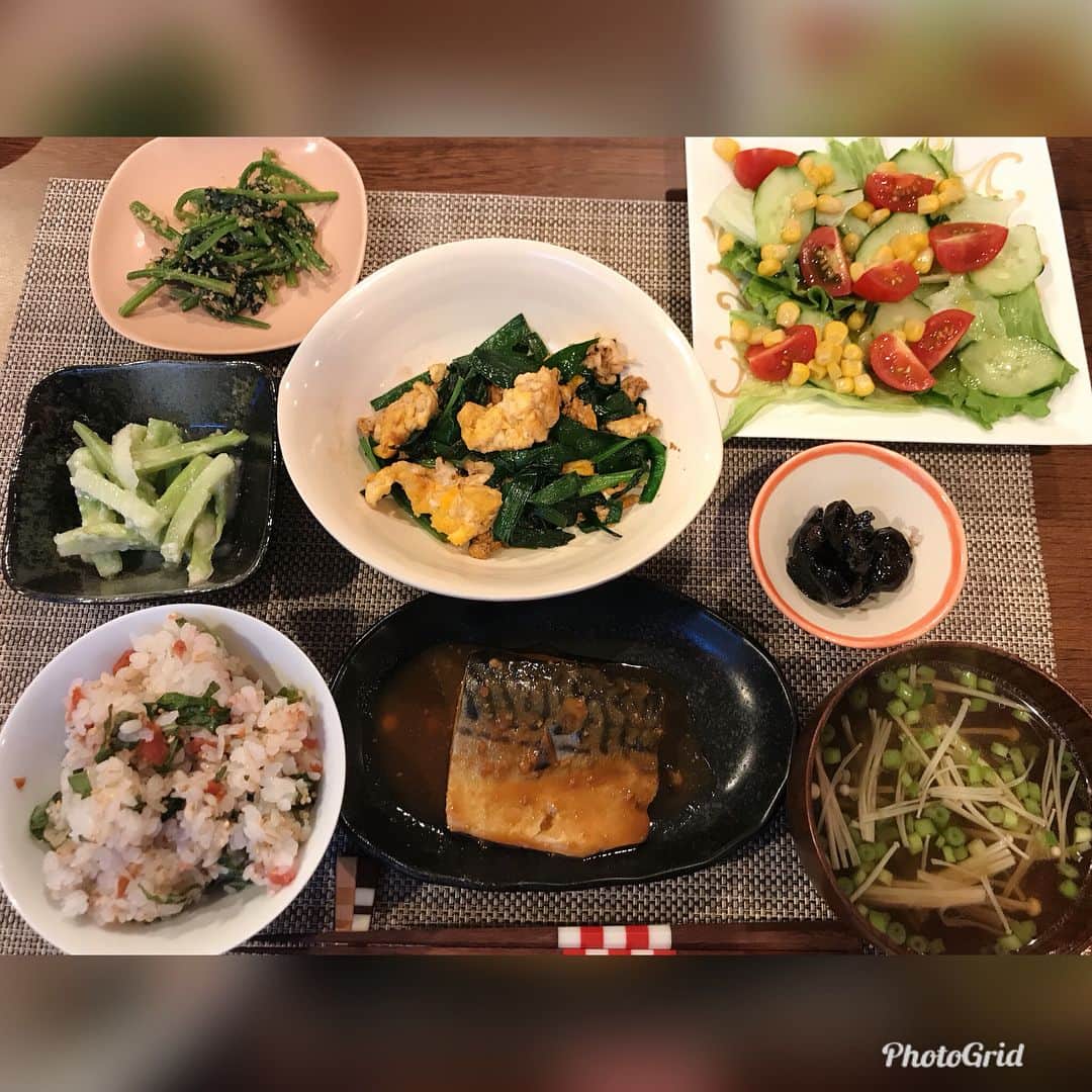 相沢まきさんのインスタグラム写真 - (相沢まきInstagram)「お家ごはん記録📝 体重増え続ける一方なのでもっと食事見直さないとかな💦 量多過ぎですかね？😅 #お家ごはんの巻 #cooking #おうちごはん」5月8日 9時20分 - maki_aizawa0414