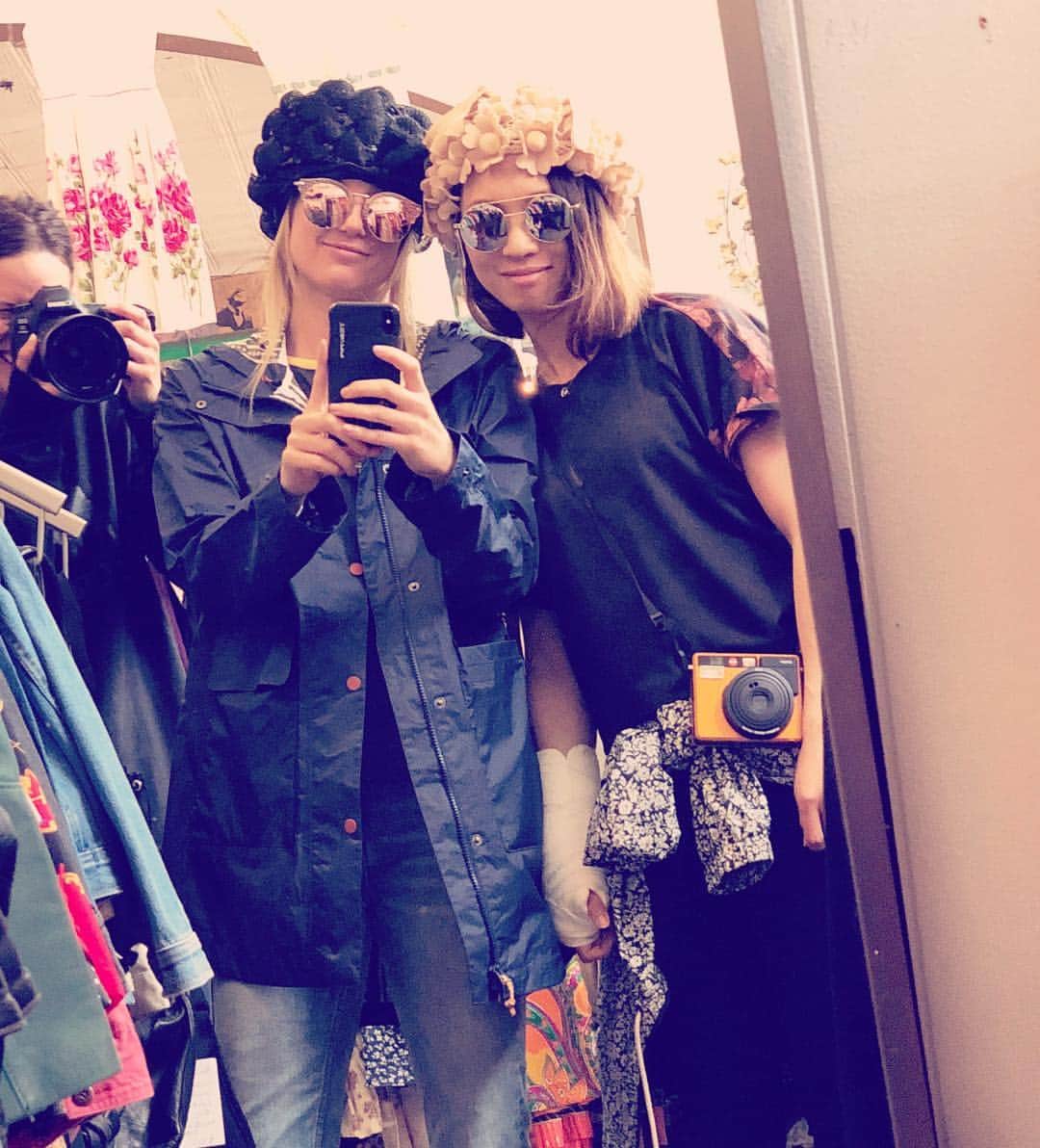 藤森由香のインスタグラム：「🤪🌼 Future  #原宿  #harajuku  #tobecontinued」