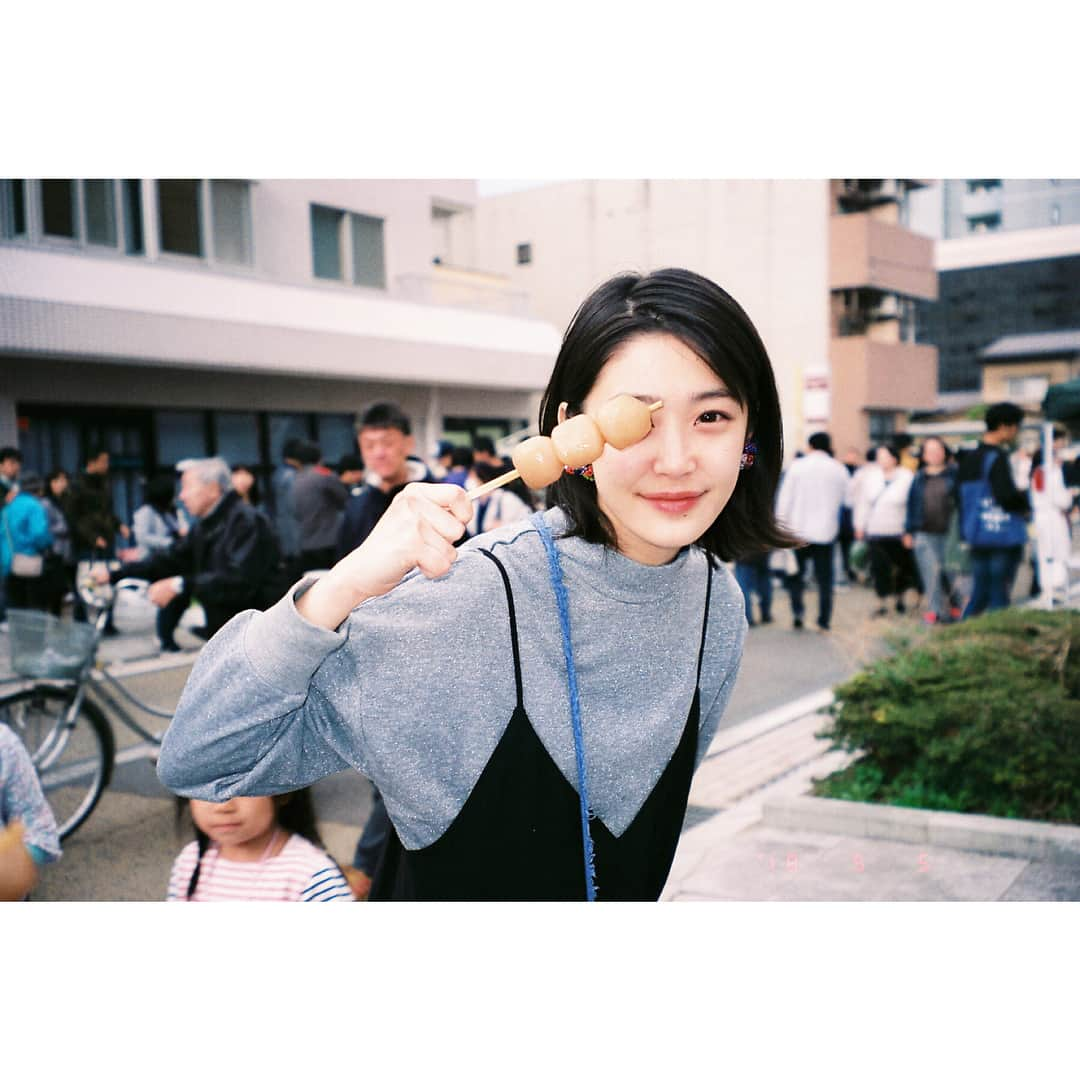 加村真美さんのインスタグラム写真 - (加村真美Instagram)「「よ市」玉こん  #film #岩手 #盛岡 #よ市 #加村真美 #instagram」5月8日 15時52分 - kamura_mami