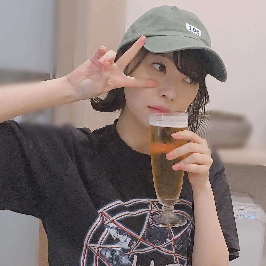 指原莉乃さんのインスタグラム写真 - (指原莉乃Instagram)「夏なので髪切って、ビール飲んでます。わたるさんに切ってもらったよ。アレンジもカットもかわいいのでインスタみてね。（@cachetaro）」5月8日 21時08分 - 345insta