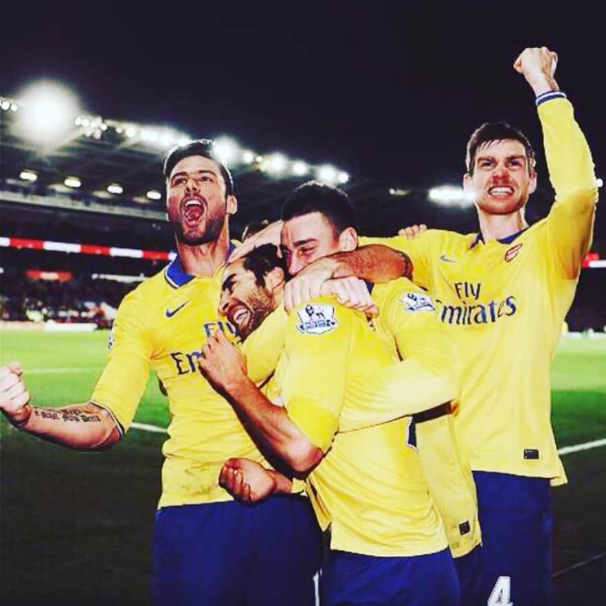 マチュー・フラミニのインスタグラム：「Lolo, having won so many battles together on the field, I have absolutely no doubt that you will win this one and come back even stronger! 🙏🏼💪🏽 #arsenal #gunners #premierleague」