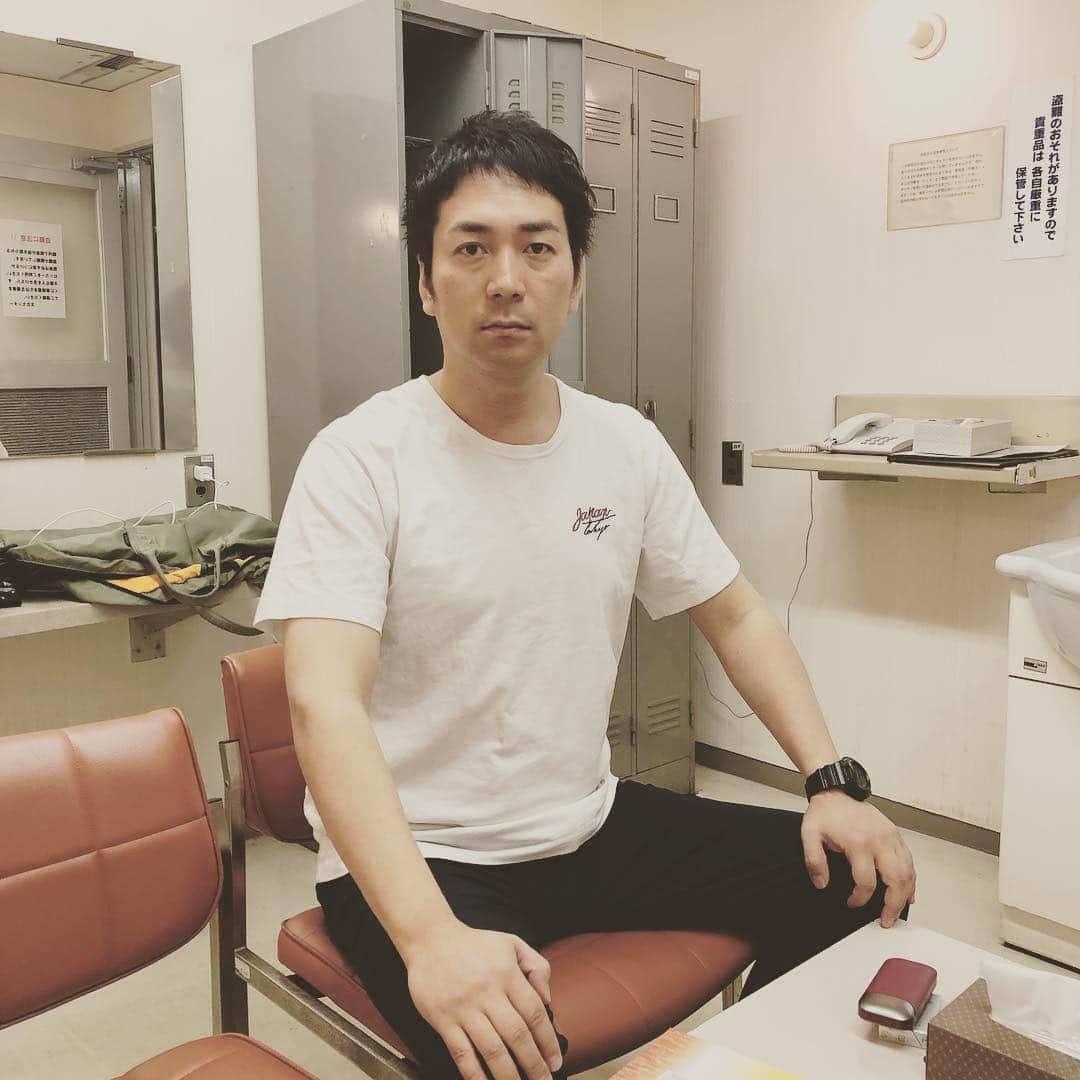 武智正剛さんのインスタグラム写真 - (武智正剛Instagram)「6月2日西梅田の横のポストよしもとにて 「酒飲んでワイワイ」やります！ お客さんも僕らもお酒飲みながらトークするイベント！久々にやります！是非来て下さい！！ #ゲスト #見取り図リリー #あと１人います #決まり次第言います！ #時間は19時から #週末ですよ！！ #久々にやるイベント #飲もう！！」5月9日 19時28分 - supamaradonatake