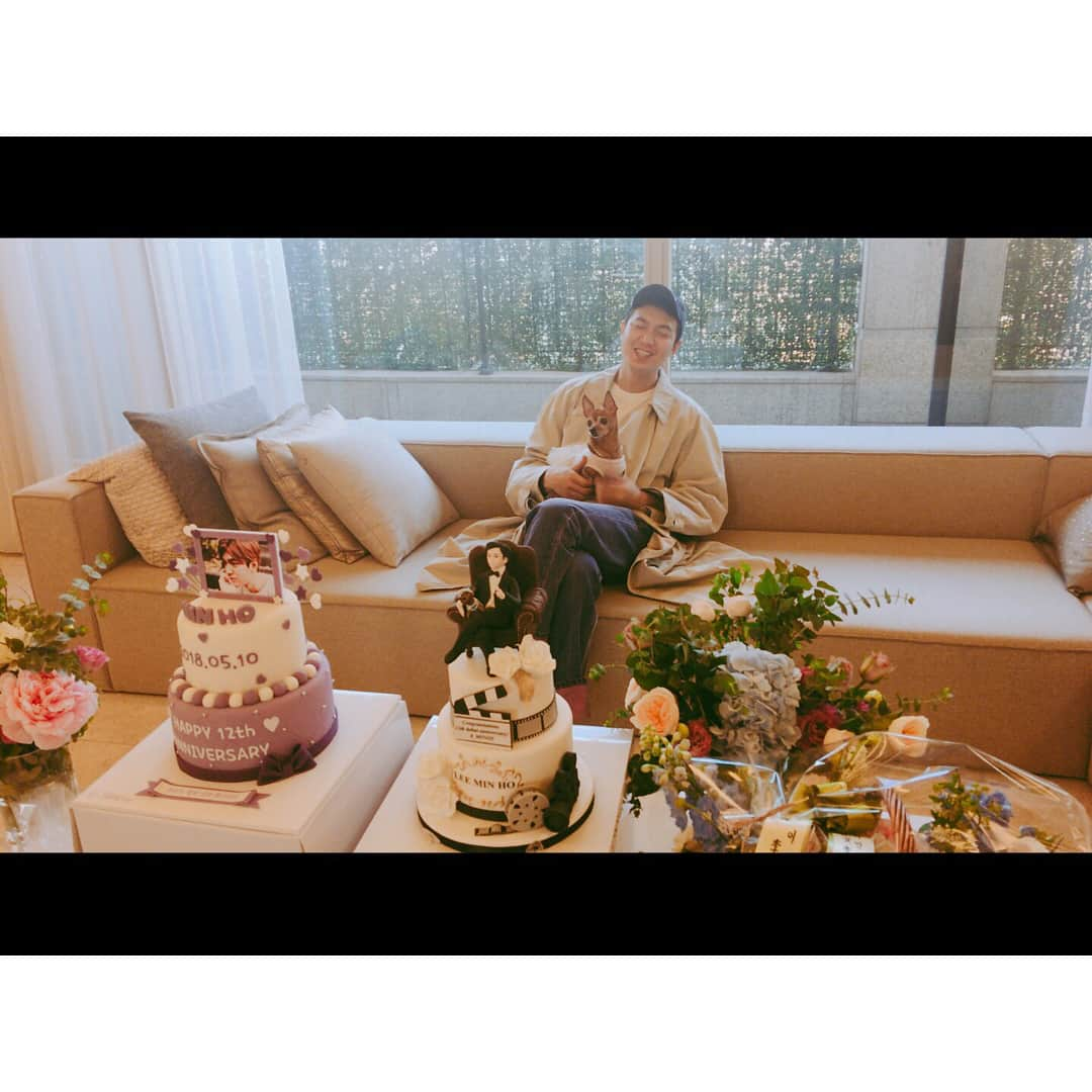 イ・ミンホさんのインスタグラム写真 - (イ・ミンホInstagram)「12주년 thanks for everything」5月10日 19時24分 - actorleeminho