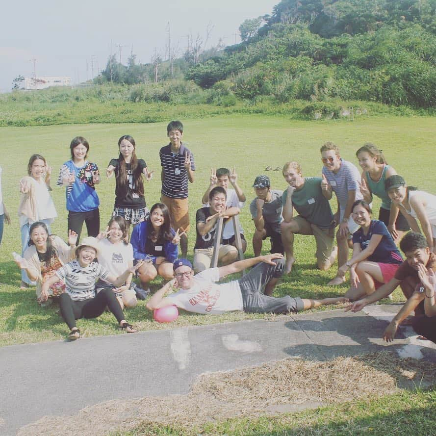 沖縄県北部から始まる出会いの場＠北からゆいまーるさんのインスタグラム写真 - (沖縄県北部から始まる出会いの場＠北からゆいまーるInstagram)「・ 外でみんなでスポーツ〜 ・ ここで#あるある スポーツってみんなでやるとき運動苦手とかで億劫になるけどみんなでやれば案外楽しくできますよね！要はやる気‼︎・ ———————————————————— #北からゆいまーる では、県内・県外・海外がつながる#イベント が盛りだくさん^ ^ あっ、こちら沖縄県の北部ですw あなたの到着に合わせてウェルカムパーティーも開催できます‼︎ イベント情報やご連絡は公式LINEよりお問い合わせください。 LINE@→＠vuv7701nより @マークもお忘れなく‼︎ ・ ホームページはプロフィールのURLをご確認ください(^^) ———————————————————— ・ #お酒 #料理 #ホームパーティー #パーティーピーポー #ケータリング  #おうちごはん #ワイン #party #partytime  #沖縄 #Okinawa#partying#民泊 #crazy #partypeople #happynight #fridaynight #saturdaynight  #nightlife #partyhard #instaparty #partyy #partyyy #okinawagram #instagood #photooftheday」5月10日 11時22分 - kitakarayuimaru.event