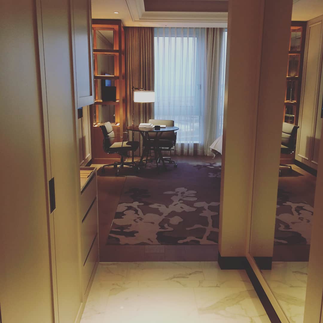 足木優のインスタグラム：「カムサハムニダ。🇰🇷2泊3日の韓国旅行✈️✨✨パラダイスシティ💓ちむそんべいべー！次はプール入りたいたい👙✨💕✨ガールズトークは止まらない笑😘❤️ #韓国 #koria #パラダイスシティ #paradisecity #仁川空港 #水口美香 #女子旅 #ちむそんべいべー #韓国旅行」