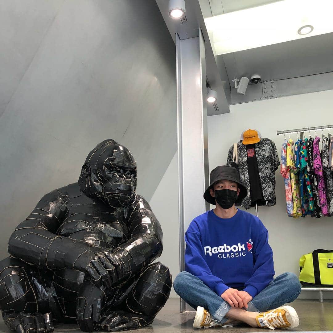 クウォンのインスタグラム：「With킹콩형」