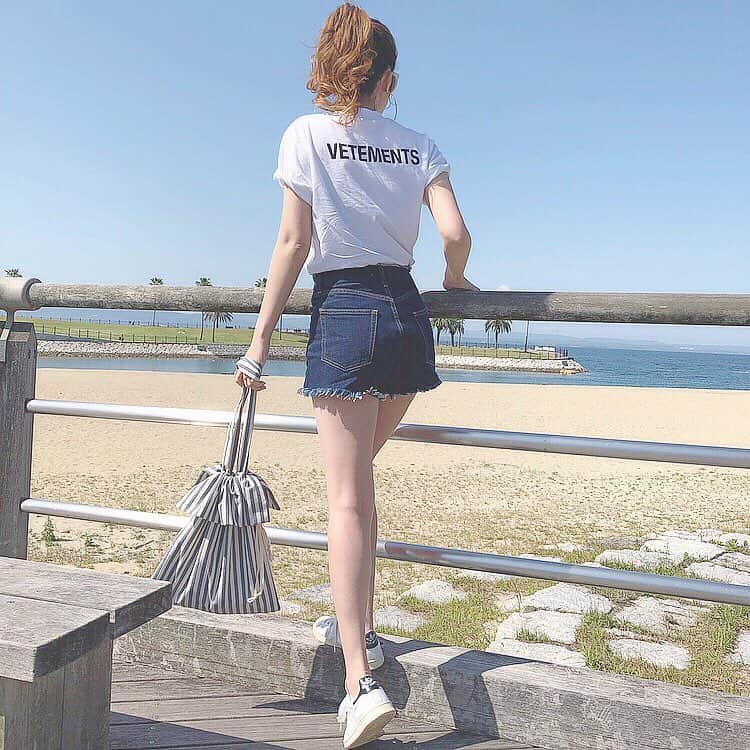 Maiさんのインスタグラム写真 Maiinstagram Ootd Vetements ヴェトモン デニムショーパン Moussy マウジー Dholic コーディネートの詳細はブログに書いてます 5月10日 17時24分 Maimaimai1016