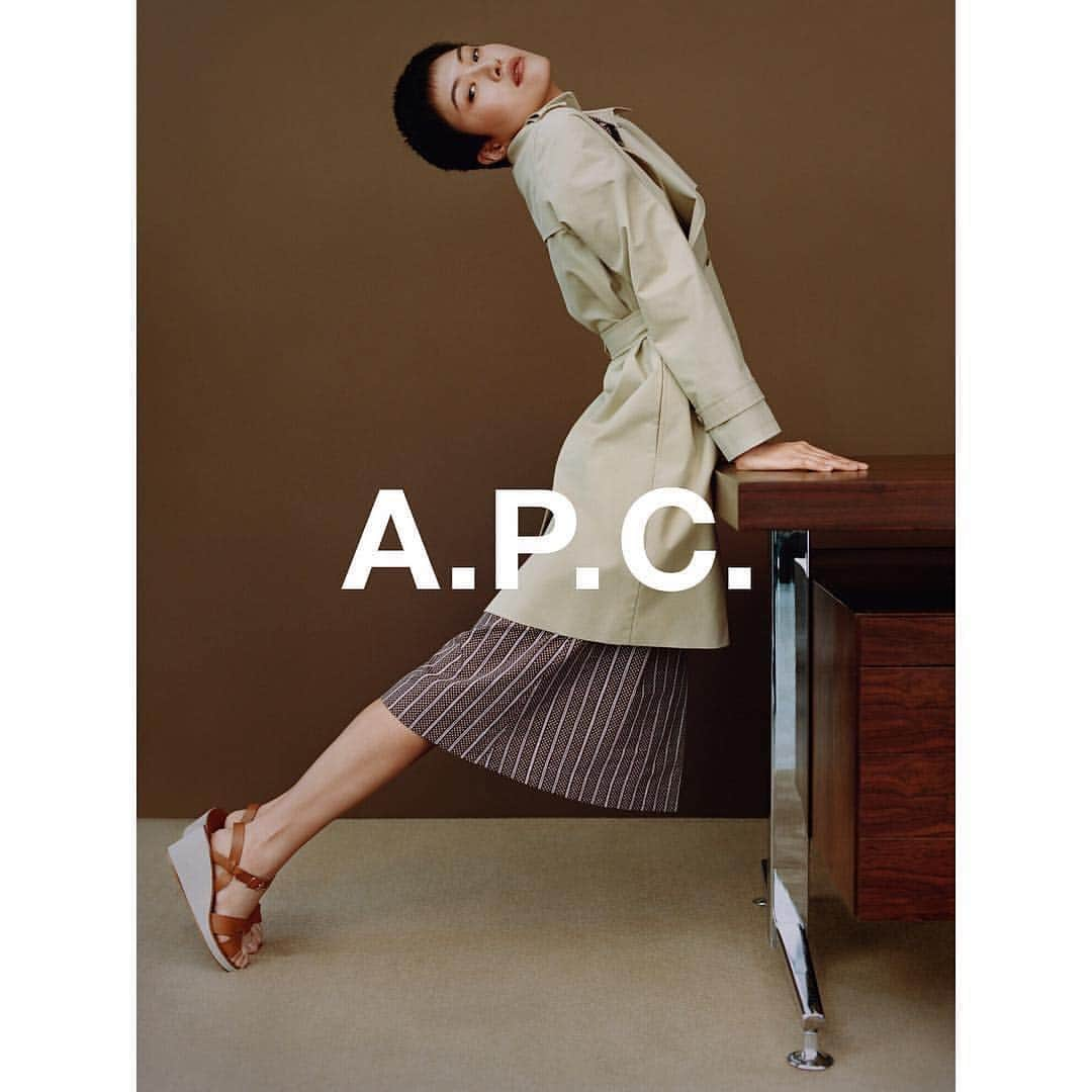 チョン・ソヒョンさんのインスタグラム写真 - (チョン・ソヒョンInstagram)「#APC #FW18 pre-collection. #SohyunJung shot by #HarleyWeir  Available in stores and at apc.fr _ Thank you @apc_paris and @suzannekoller @harleyweir @ray.tetauira @ben_grimes_casting ❤️」5月11日 4時17分 - cochon_j