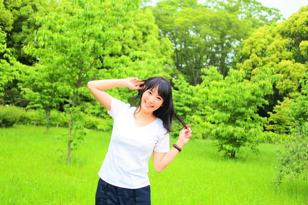 浜田由梨のインスタグラム：「サラダの中にいるみたい🥗 #❤️ #photography #japan #haircolor #tierra」