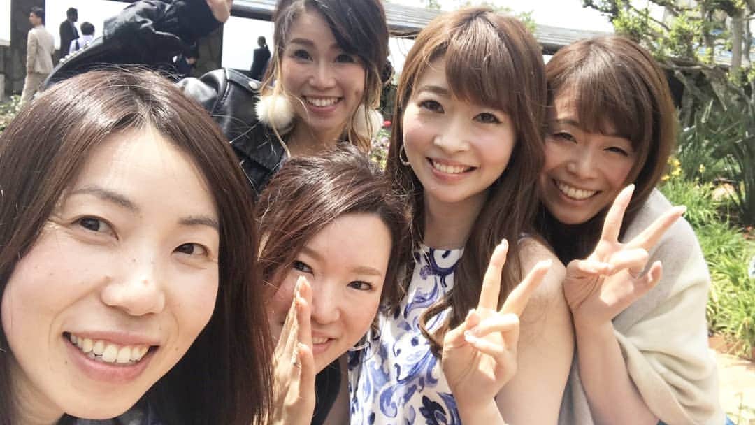 三浦真理子さんのインスタグラム写真 - (三浦真理子Instagram)「挙式後は船上パーティーへ🍸 . 夕日もキレイでした🌇 . みんなワイワイ盛り上がったよ🎉✨ . #la #marinadelrey #yacht #wedding #party #ロサンゼルス #結婚式 #結婚式お呼ばれ #スワイプしてね #followme #instagood #船上パーティー #おめでとう #海外挙式 #旅行 #trip #enjoy #enjoylife #マリーナデルレイ #船 #champagne 🥂#乾杯 #haveaniceday #sea」5月11日 12時53分 - marigram.22