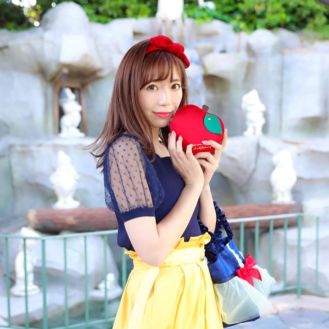 あいにゃんさんのインスタグラム写真 あいにゃんinstagram つ つ ついに白雪姫風コーデ でディズニーに行ってきたよおおっっっ キャストさんが 楽しんできてください 白雪姫 って声かけてくれて すっっごく嬉しかった っ 大人の私にも夢