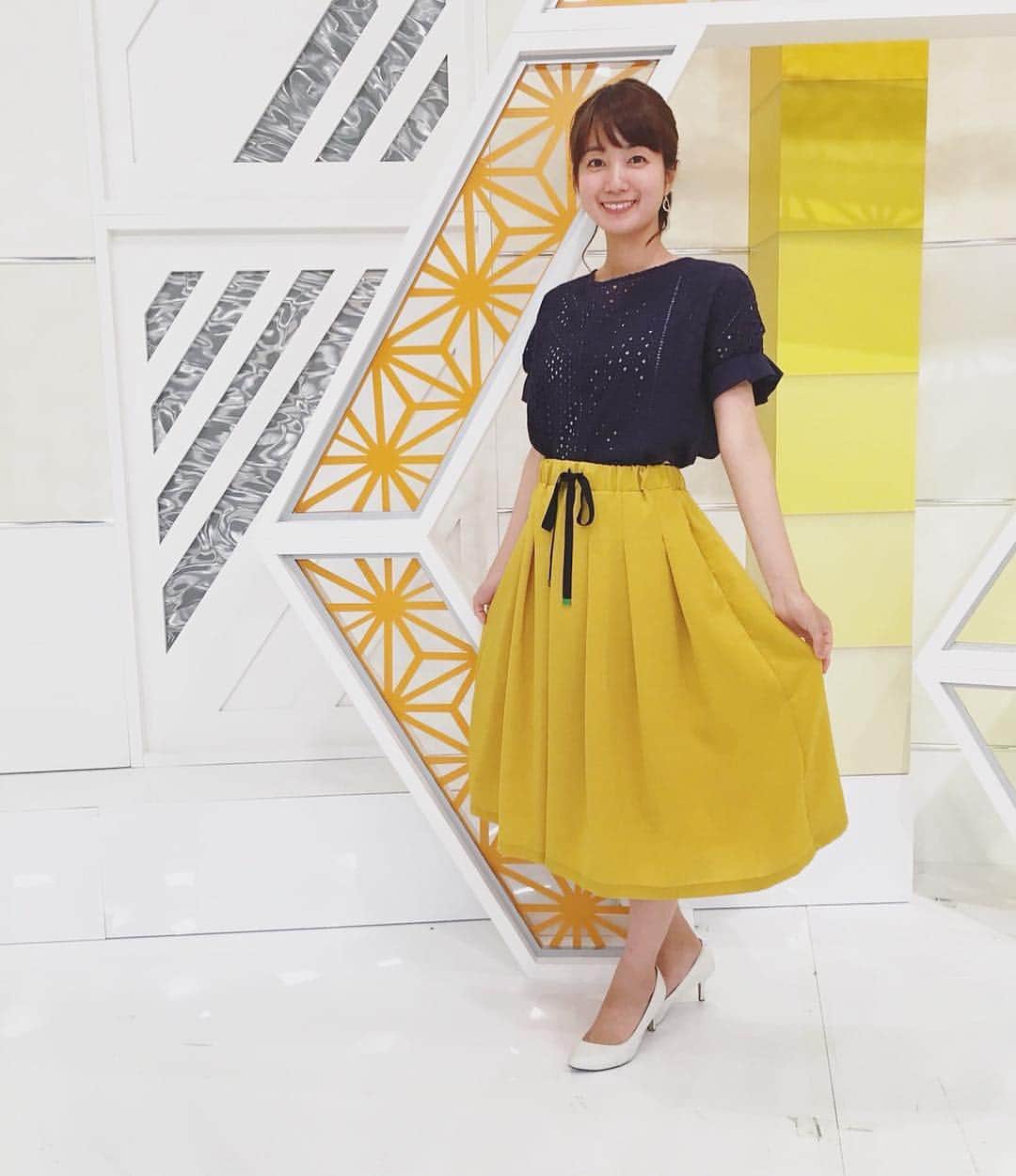 のインスタグラム：「金曜日の衣装です✨ #ももち浜s特報ライブ」