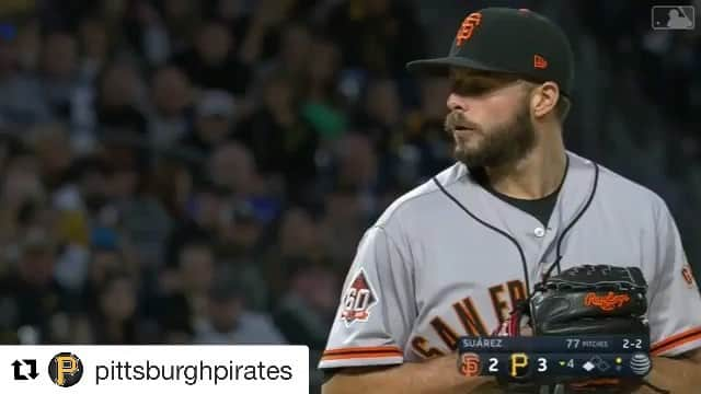 ホセ・オスナのインスタグラム：「🙌🏽🙌🏽🙌🏽🙏🏼🙏🏼🙏🏼 Siempre dándole gracias a Dios ⚾️」