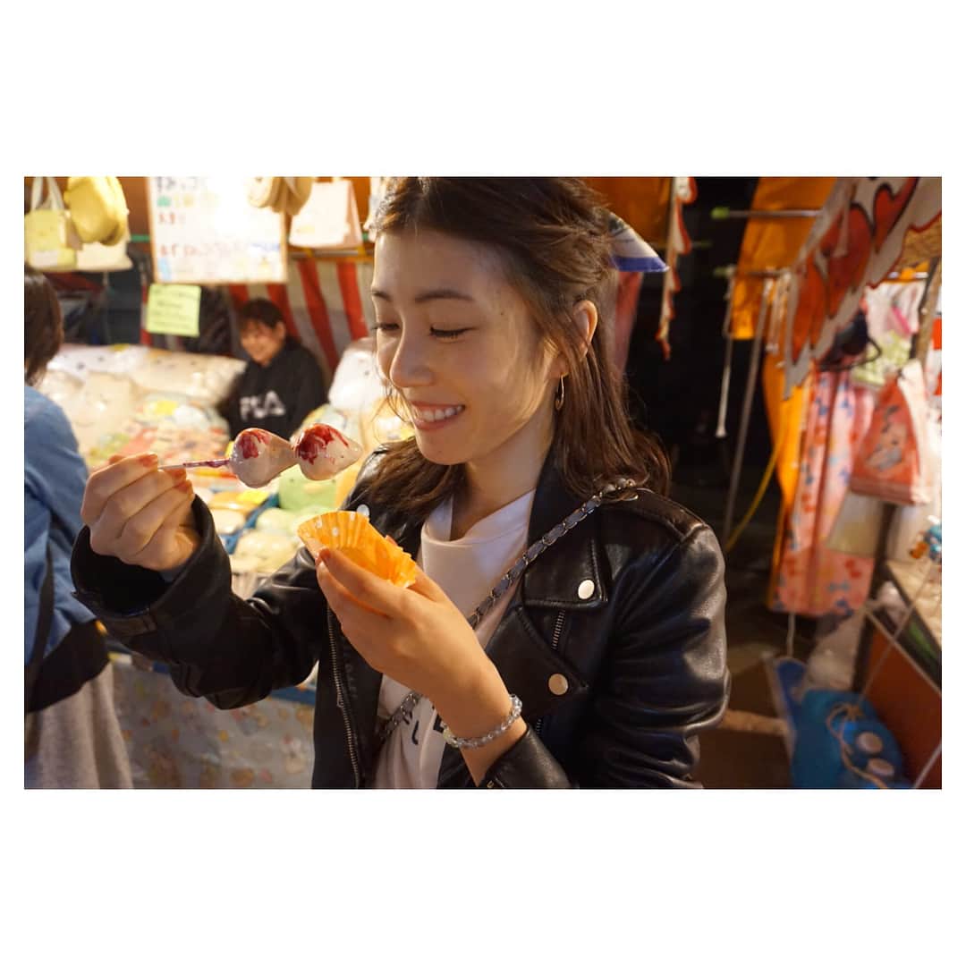 山本紗也加さんのインスタグラム写真 - (山本紗也加Instagram)「_ お旅まつり in 小松 _ この日、わたしは 生まれて初めて いちご飴を食べたのです。 美味しかったぁーー!!!❤︎ _ 中学生ぶりに行った 地元のお祭り。 とっても充実した時間でした☺︎ _ #石川県#小松#お旅まつり #いちご飴#練乳いちご飴」5月13日 12時28分 - sayaka_yamamoto_official