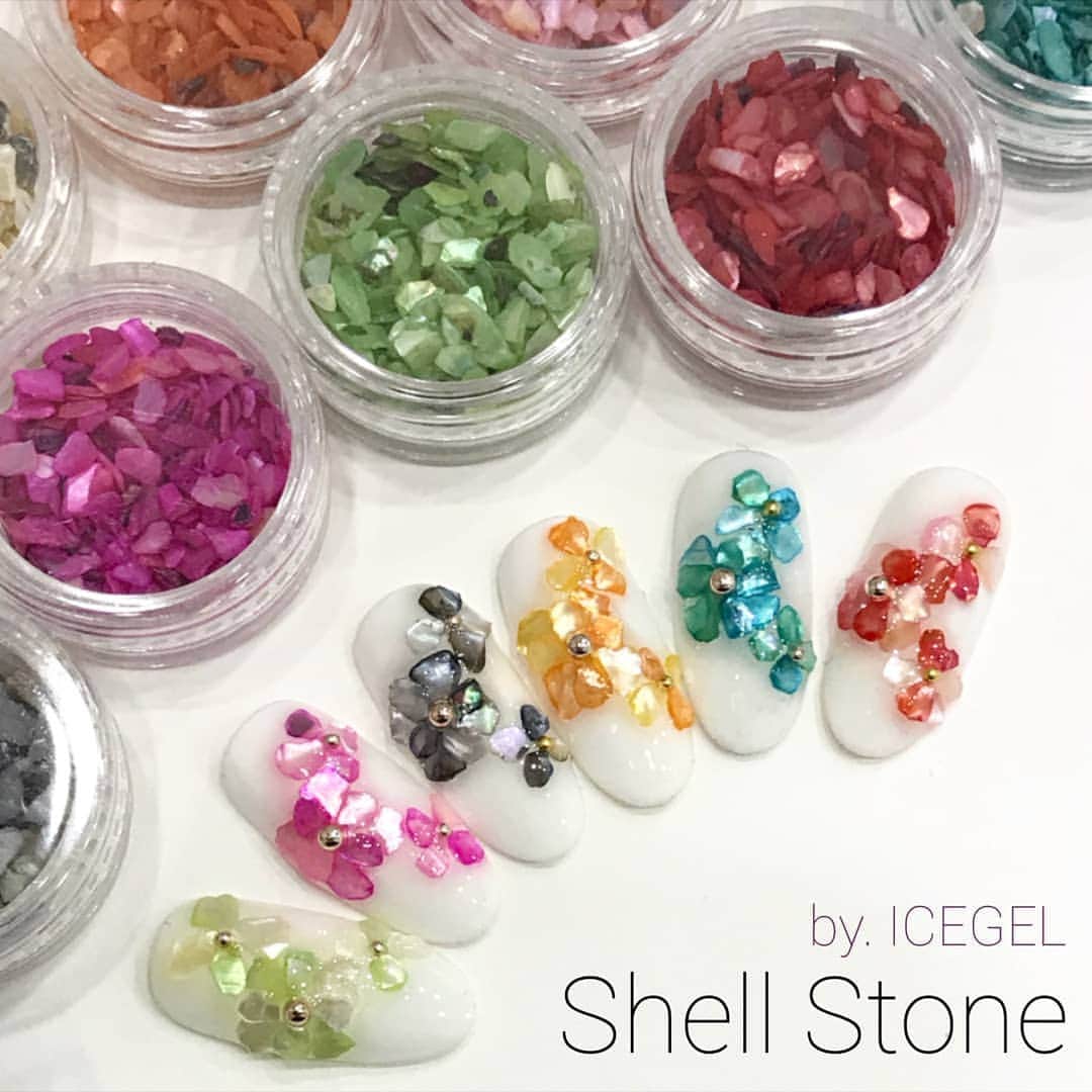 Icegel Nailさんのインスタグラム写真 - (Icegel NailInstagram)「BWJ2018 新商品"シェルストーン Season2  マーメイド"先行販売を数量限定です！お早めにお越しください！  #icegel#アイスジェル#nail#gelnails #gel#gelnail#nailist#ネイリスト#art #手描き#手描きアート#光療#水晶甲#アートディレクター#マーブルリキッド#Marbleliquid#シェルストーン#BeautyWorldJapan#BeautyWorldJapan2018#BWJ #Gleaming#グリーミング#シェルストーン#아이스젤#쉘스톤#자개」5月13日 21時56分 - icegelnail