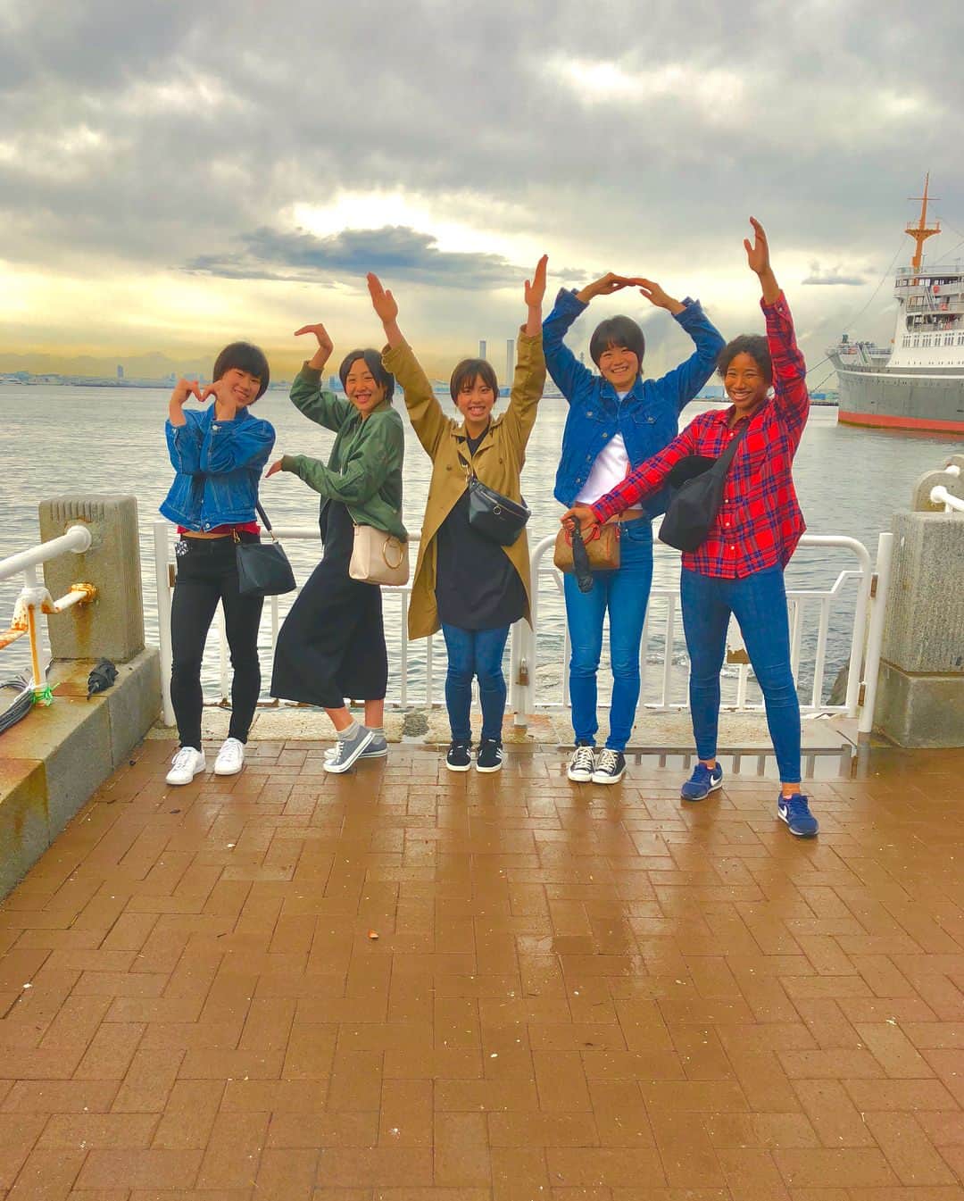 林琴奈のインスタグラム：「二泊三日の東京観光。 最高に楽しかった👍 ・ ・ ・ #ビッフェ #横浜 #ディズニーランド #楽しすぎた♡」