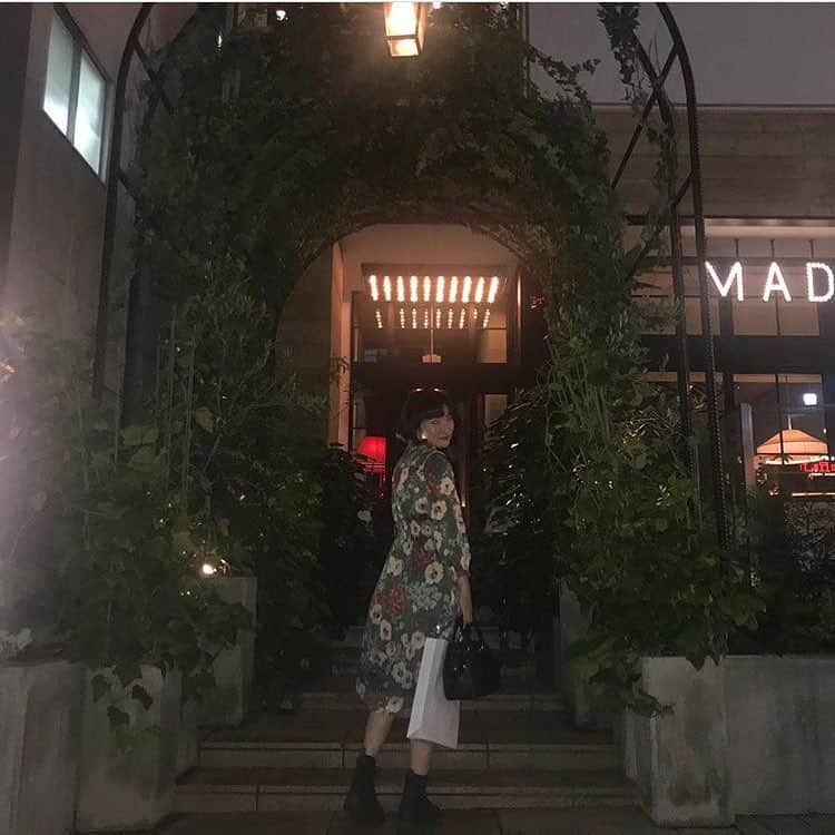 楫真梨子のグルメインスタ