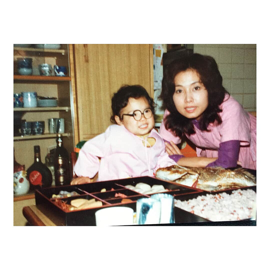 のインスタグラム：「Happy Mother's day💐 thank you always♡ わたしももうすぐ母になるのかあ、 というかすでにもう母なんだと胎動を感じながら 不思議な実感が沸いてくるこの頃。 いつもありがとう！  #mothersday  from #newyork to #tokyo  #pregnant」