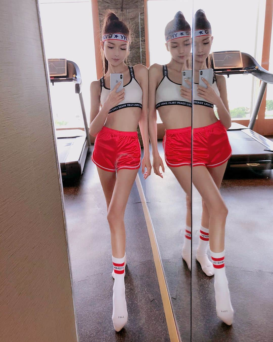 アンナ・ケイさんのインスタグラム写真 - (アンナ・ケイInstagram)「🤸🏼‍♀️🧘🏼‍♀️#gym」5月14日 0時28分 - annakay_47