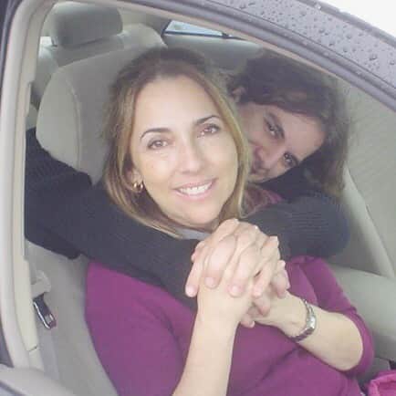 Mike Kriegerのインスタグラム：「Happy Mother's Day / Feliz Dia das Mães to all the moms out there, but most importantly mine :) Thank you for the support, wisdom, love, and patience (even when I went through bad hair phases like this one!) We love you!」