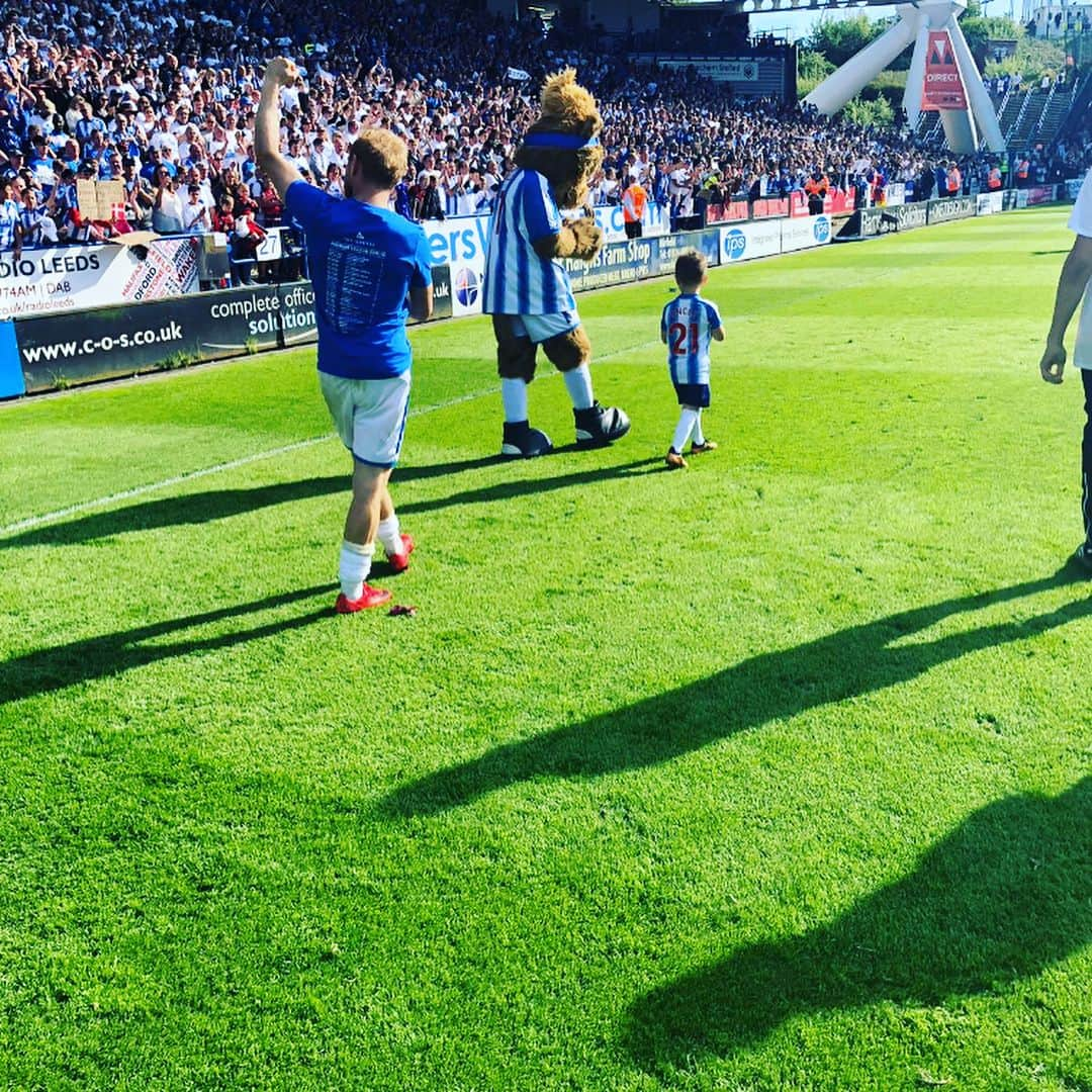 アレックス・プリチャードさんのインスタグラム写真 - (アレックス・プリチャードInstagram)「And that’s a wrap 2017/18 see you soon ..... @premierleague」5月14日 9時55分 - pritch_93