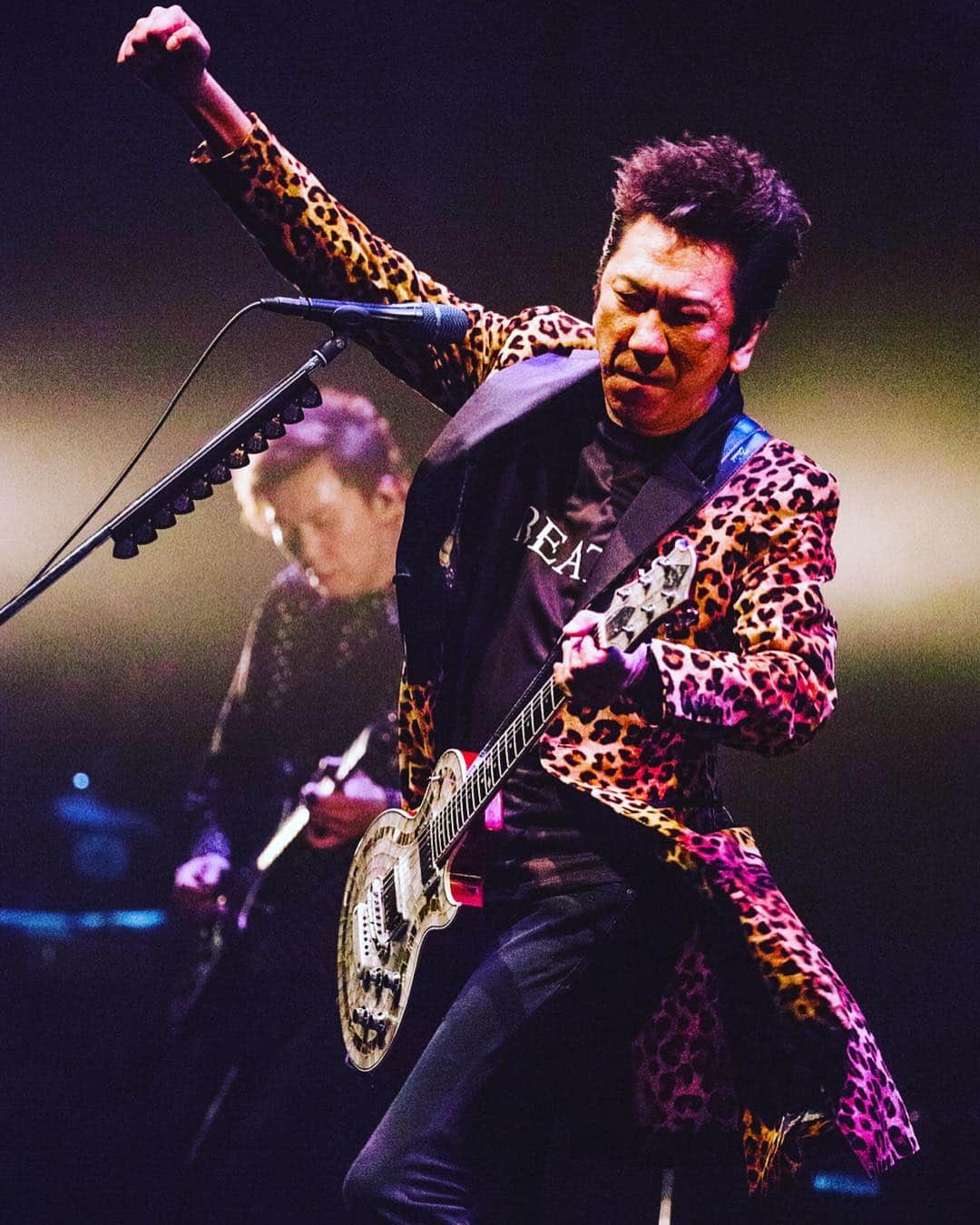 のインスタグラム：「BC only終了！最高の夜だった。BCメンバーの皆んな、ありがとう。これからもBC onlyは特別なライブを届け続けます。また会う日を楽しみにしているよ。photo by Michiko Yamamoto （山本倫子）#布袋寅泰 #bconly #豊洲ピット」