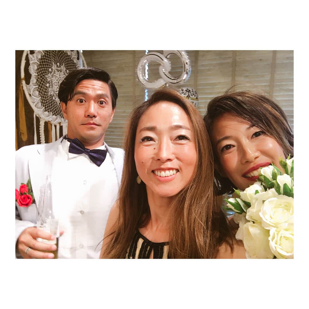 岡部亜紀さんのインスタグラム写真 - (岡部亜紀Instagram)「ハルなおちゃん可憐トモヒロおめでとう👨‍👩‍👧‍👦💕」5月14日 10時25分 - akiokabe