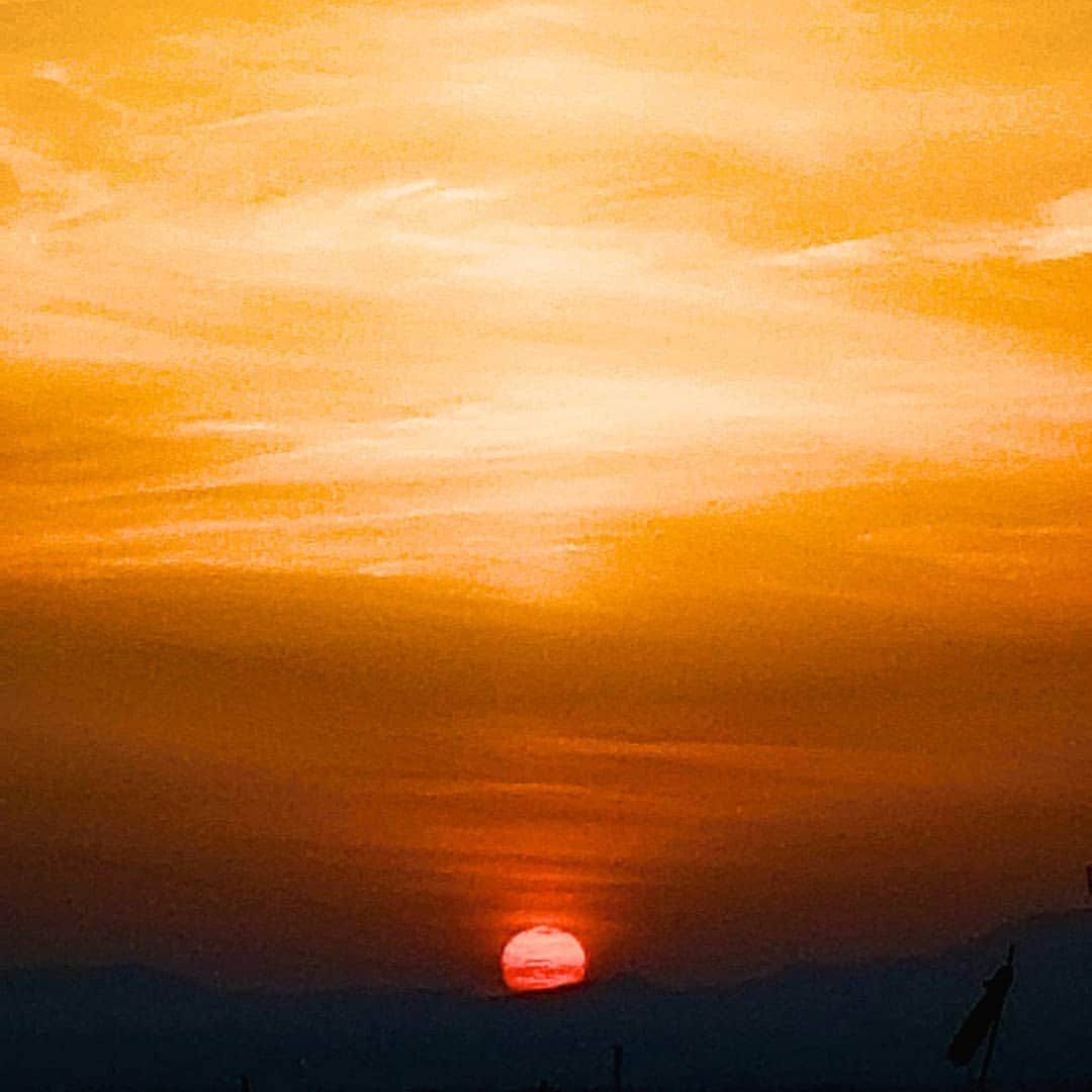 永井利光さんのインスタグラム写真 - (永井利光Instagram)「都城の夕焼け。」5月14日 19時02分 - toshi_nagai
