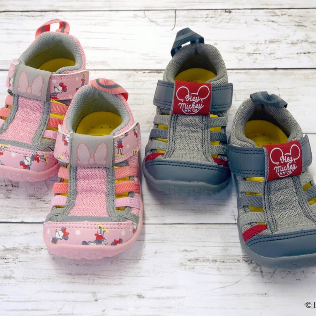 バースデイさんのインスタグラム写真 バースデイinstagram Ifmeにディズニーのサンダルが仲間入り お気に入りのキャラクターと一緒に海やプールにお出かけしよう 掲載画像 品名 Ifmeサンダル 品番 307 4117 ﾐｯｷｰ 307 4103 ﾐﾆｰ 307 4166 ﾓﾝｽﾀｰｽﾞﾕﾆﾊﾞｰｼﾃｨ