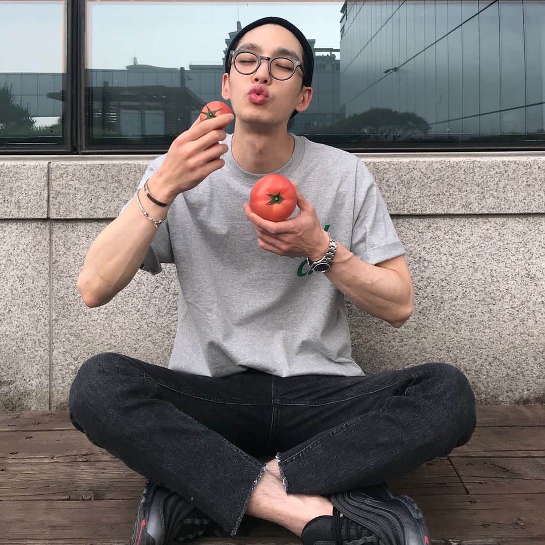 クウォンのインスタグラム：「#🍅」