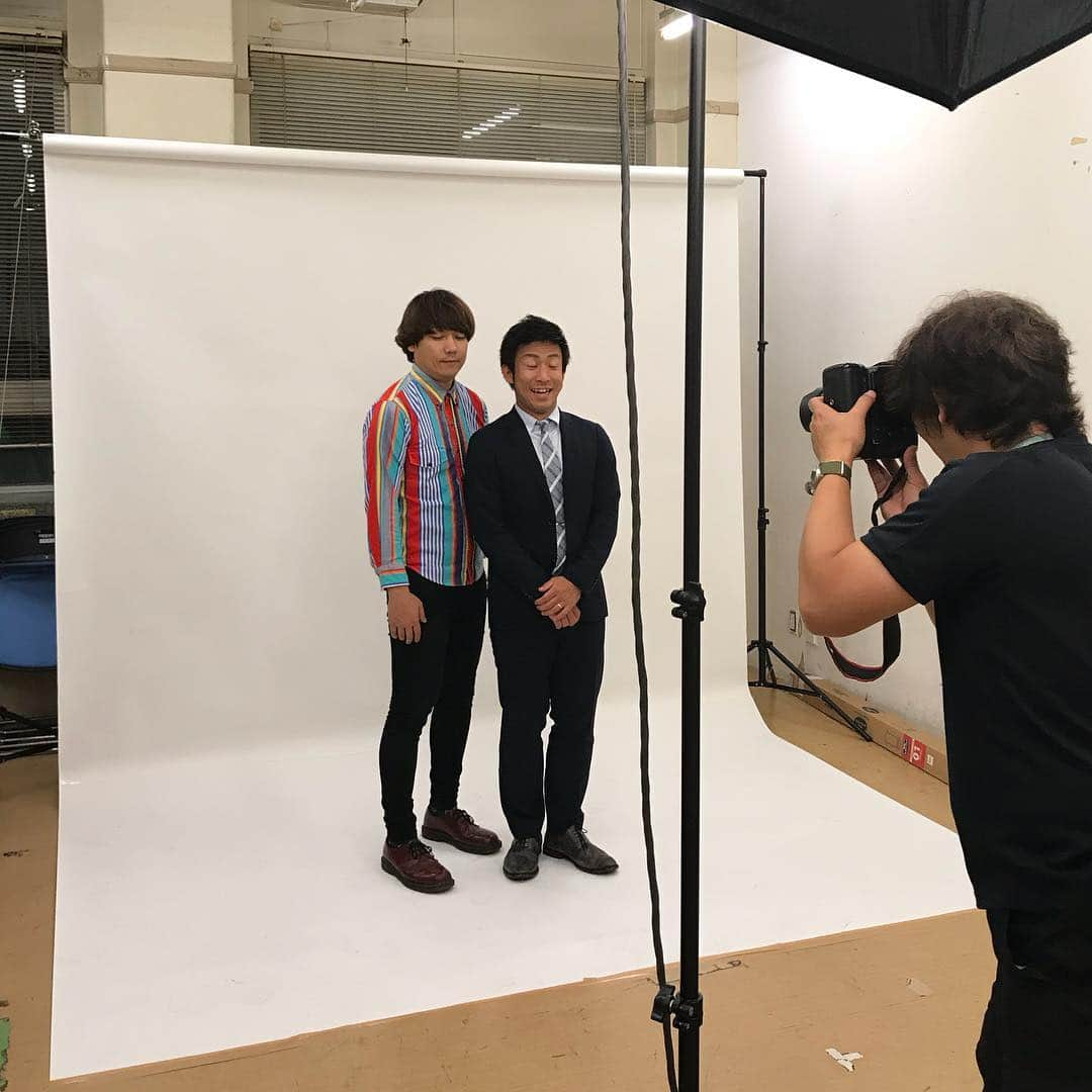 白井鉄也さんのインスタグラム写真 - (白井鉄也Instagram)「撮影ですよ！  河村さん  #撮影 #Photographing #河村さん #河内家フイルム丸 #discoverjapan  #explorejapan  #mood  #moodygrams  #picoftheday  #fab  #instajapan  #l4like  #l4f  #f4follow  #심심해  #일상  #어제  #여름  #일상스타그램  #데일리  #데일리스타그램  #풍경  #我的  #赞  #me #cute #love #tbt」6月10日 19時46分 - shiraichimon