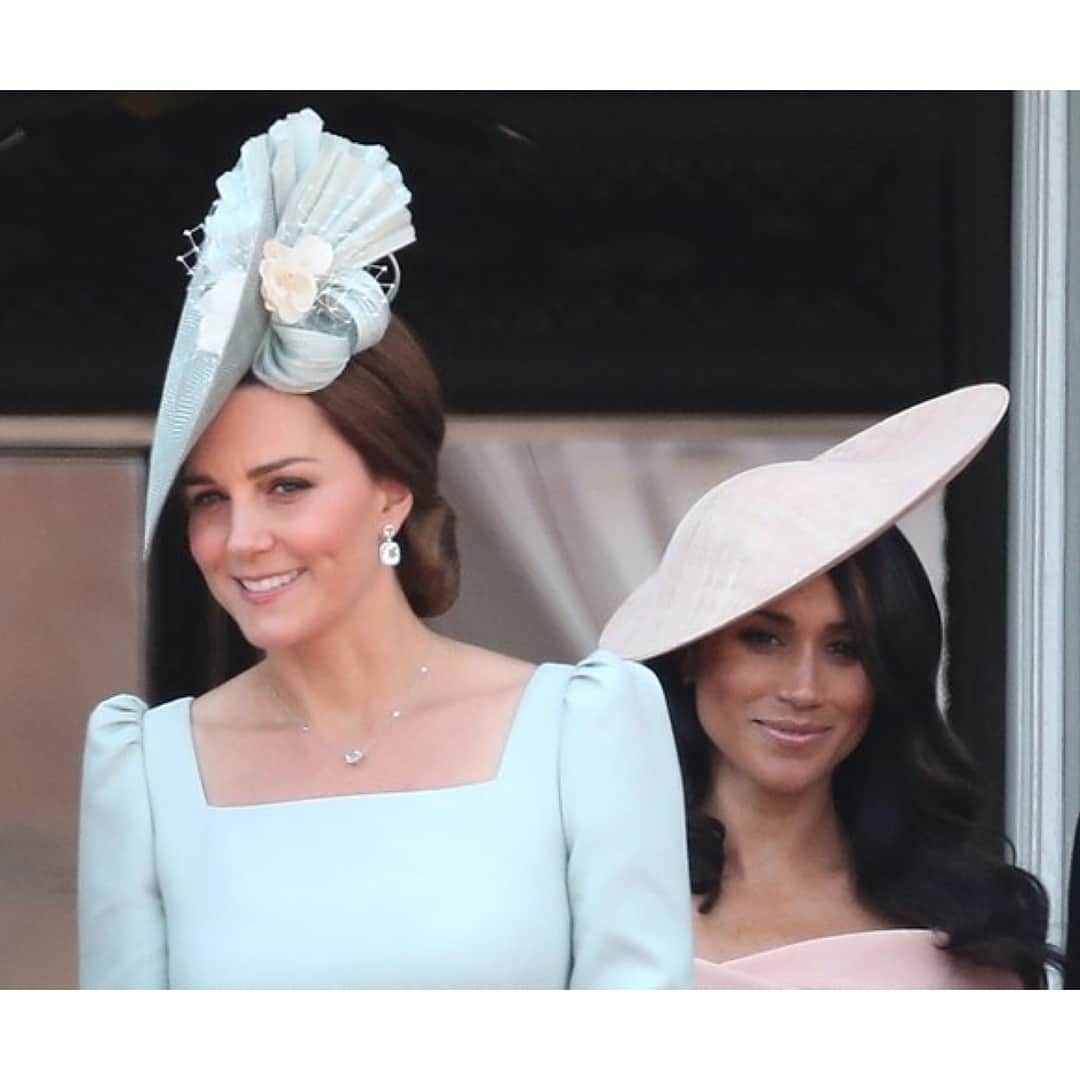 I Love Fashionのインスタグラム：「Kate Middleton at the “Trooping the Colour” Ceremony 😍 كيت واناقتها」