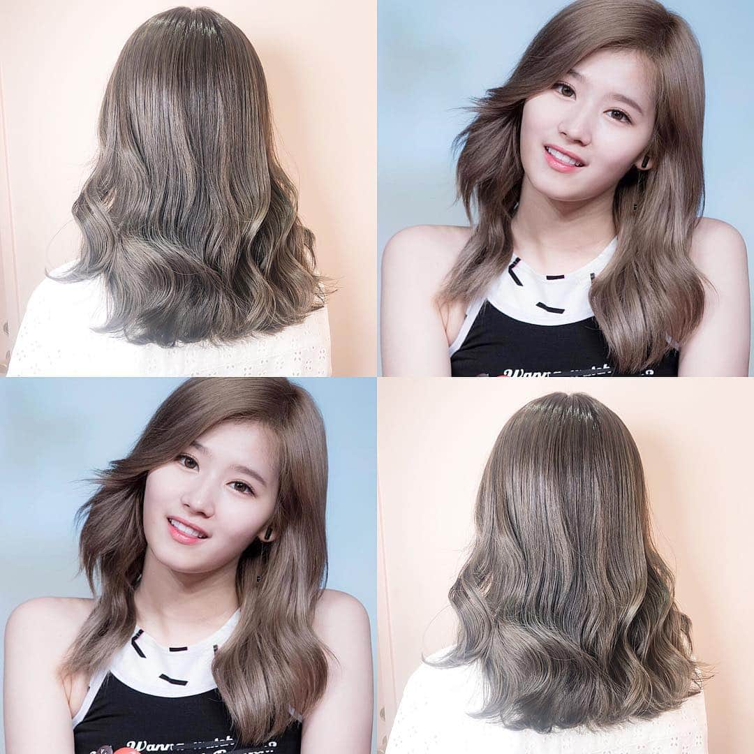 原涼香のインスタグラム：「ㅤㅤㅤㅤㅤㅤㅤㅤㅤㅤㅤㅤㅤ #TWICE #트와이스 ㅤㅤㅤㅤㅤㅤㅤㅤㅤㅤㅤㅤㅤ 『 サナグレージュ🍨💕 』 ㅤㅤㅤㅤㅤㅤㅤㅤㅤㅤㅤㅤㅤ ブリーチ１回のお客様🙌🏻✨ #ケアブリーチ を使えば、 髪に優しく明るめカラーが出来ます💓 ㅤㅤㅤㅤㅤㅤㅤㅤㅤㅤㅤㅤㅤ 是非一度、ご相談ください👸🏼💗 ㅤㅤㅤㅤㅤㅤㅤㅤㅤㅤㅤㅤㅤ 明日、月曜日はまだ空きあります♡ ㅤㅤㅤㅤㅤㅤㅤㅤㅤㅤㅤㅤㅤ #shima#shima_six_ginza#韓国#オルチャン#머리스타그램#패션스타그램#블랙핑크#TWICE#サナ」