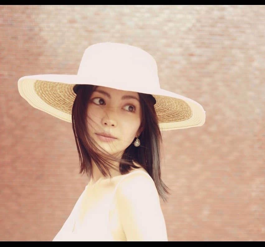 矢野未希子さんのインスタグラム写真 - (矢野未希子Instagram)「@elendeek のぼうし👒  この帽子、中で紐サイズ調整できてよい♡」6月11日 9時31分 - mikko1104