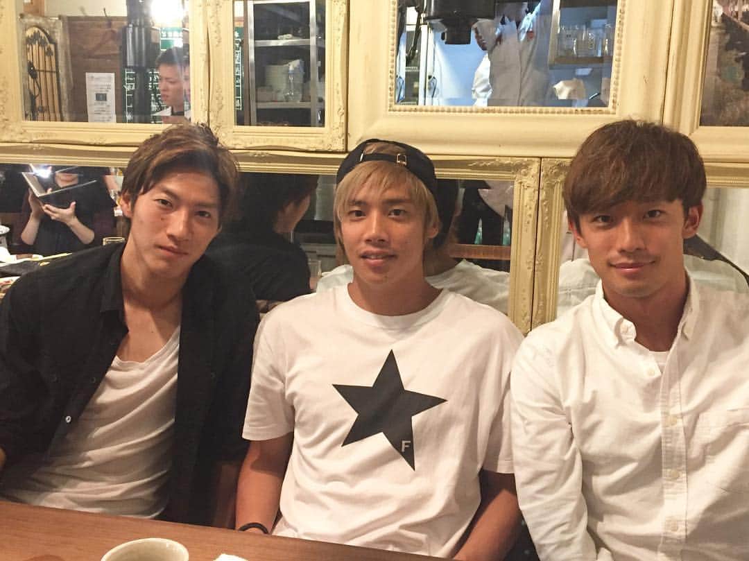 堀米勇輝のインスタグラム：「#土居聖真#伊東純也#何会だ#にくがとう#じゅんやごち」