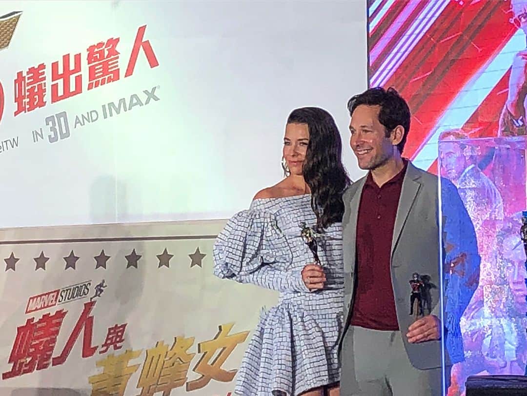Livさんのインスタグラム写真 - (LivInstagram)「Ant-Man and the Wasp, the first Marvel super heroes to come to Taiwan! Catch them in theaters July 4th all over Asia 🇹🇼🍿🐜✨#antmanandthewasp #expectincredible #foxmoviespresents #LivxFoxMovies #antman」6月12日 12時07分 - livlogolding