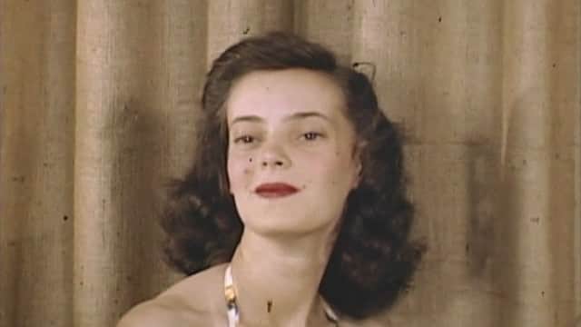 キャサリン・C・ヒューズのインスタグラム：「Grandma Hughes screen testing. 1945 👏🏼」