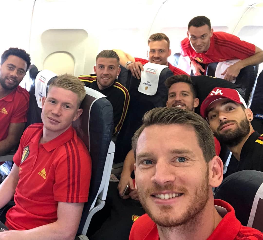 トーマス・フェルメーレンさんのインスタグラム写真 - (トーマス・フェルメーレンInstagram)「Ready for take off 🇧🇪✈️🇷🇺 #REDTOGETHER #WorldCup」6月13日 19時11分 - thomasvermaelen