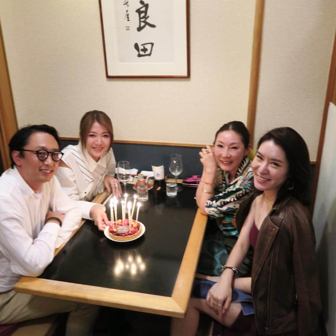 川島幸美さんのインスタグラム写真 - (川島幸美Instagram)「Happy Birthday @makotojimbo 🎂  #誕生日 #happybirthday」5月20日 23時39分 - yukimikawashima