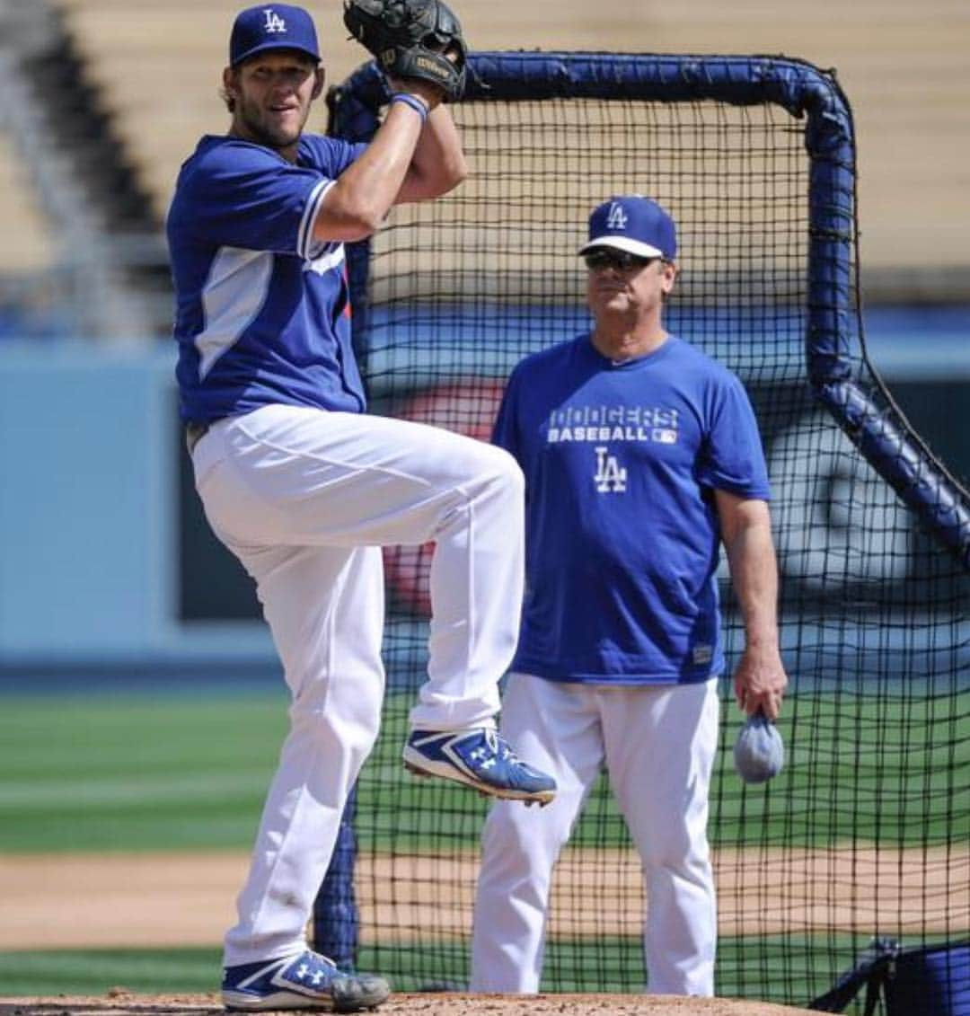 クレイトン・カーショウさんのインスタグラム写真 - (クレイトン・カーショウInstagram)「Kershaw with a 30-pitch bullpen session this morning. Hoping he’s back on the mound soon! #kershaw #kershgonnakersh #mlb #dodgers #itfdb」5月21日 7時51分 - claykershaw22