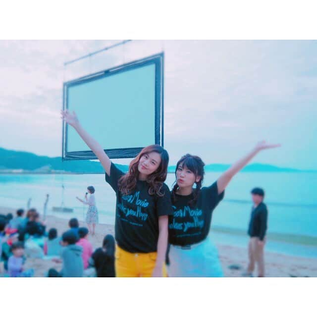 久松郁実さんのインスタグラム写真 - (久松郁実Instagram)「はるちゃんと💙 お揃いのうみぞら映画祭Tシャツ😉 #うみぞら映画祭  #girlsgolfplus  #ガルゴル @umizora_cinema  @girlsgolfplus」5月21日 20時05分 - ikumi_hisamatsu