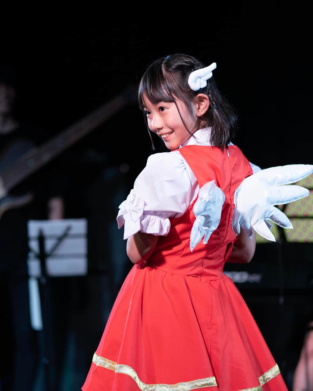 小杉ゆんさんのインスタグラム写真 - (小杉ゆんInstagram)「ゆんゆん初ライブ！ ギターではなく、ボーカル🎤での初ライブでした…！ 地元静岡まで駆けつけてくれたファンの皆様のお陰で、初回とは思えないくらい盛り上がりました(´；Д；`) お写真もたくさんありがとうございます😭  #ライブハウス #ROXY静岡 #音楽天国 #vocalshowcase #小杉ゆん #ゆんゆん #小学4年生 #ギター女子 #子役 #vocal #live #js #kidsmodel #カードキャプターさくら」5月22日 9時06分 - kosugiyun