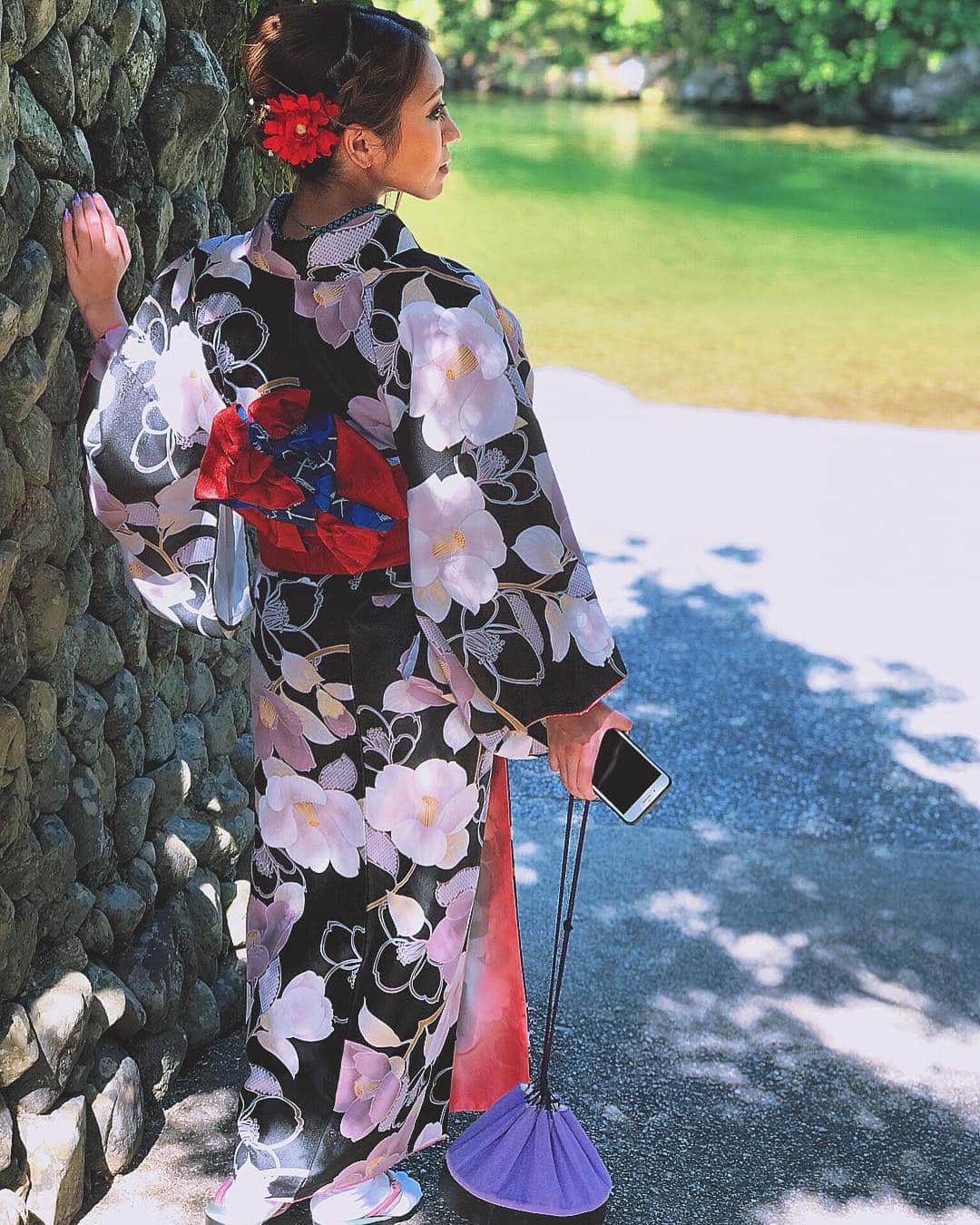 角田麻央さんのインスタグラム写真 - (角田麻央Instagram)「👘💕 【透き通った川と石段と着物と私】 ってそのまんま。。。笑  弾丸の伊勢旅、満喫でございます😌 成人式ぶりにちゃんとした着物きた💜 📸 by @k.myoen プロなのかな？w #japanesegirl #kimono #ise #mie」5月22日 19時01分 - maotsunoda888