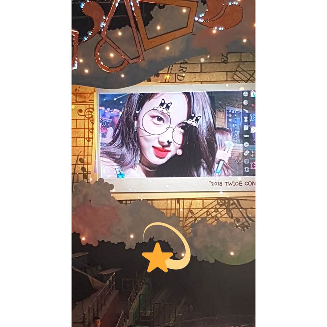 TWICEさんのインスタグラム写真 - (TWICEInstagram)「세젤행 3일💛 눈 깜빡 할 사이에 다시 열릴지도 몰라요 놀이공원🎈🎈내가 다 데려가야지🌈🌈」5月22日 13時09分 - twicetagram