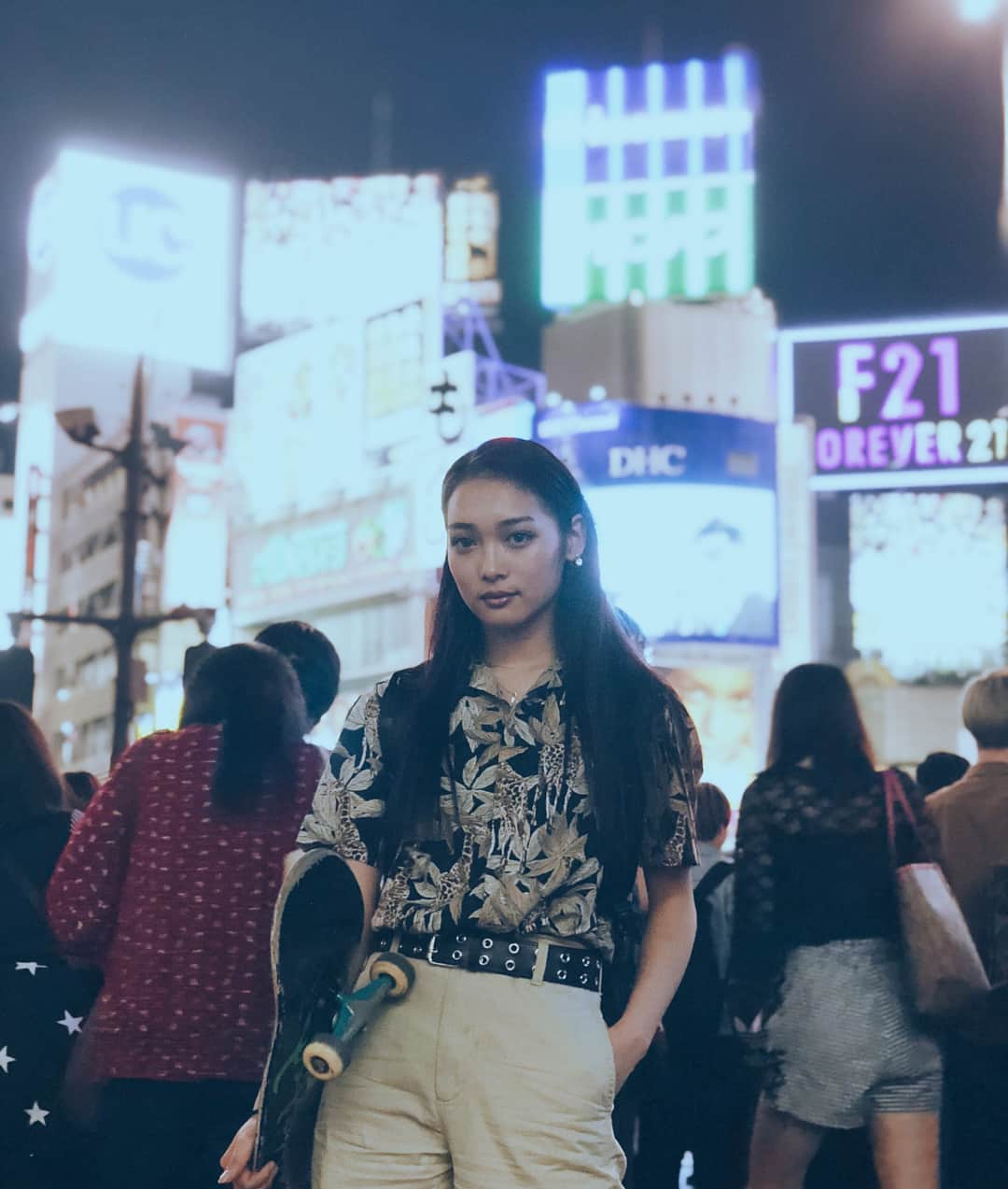 浅谷珠琳のインスタグラム：「🗼TOKYO🗼  Photo by @junna_asaya ❤️ #newerajapan #nbnumericjapan #nbnumeric」